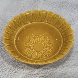 VTG California Pottery Mustard Yellow 6" Cereal Bowl Floral Loops & Petals L56